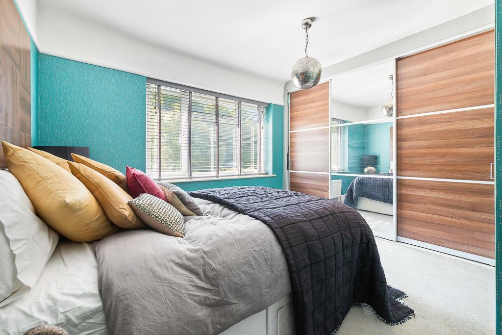 89 Shelvers Way -12.jpg