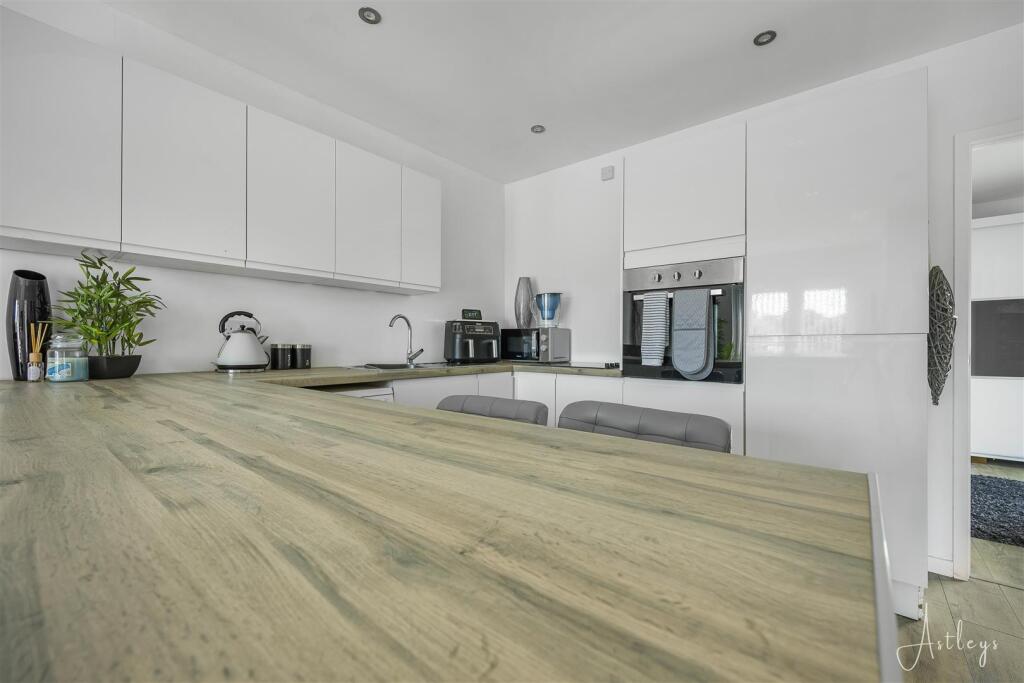 Annex Kitchen/Living Room