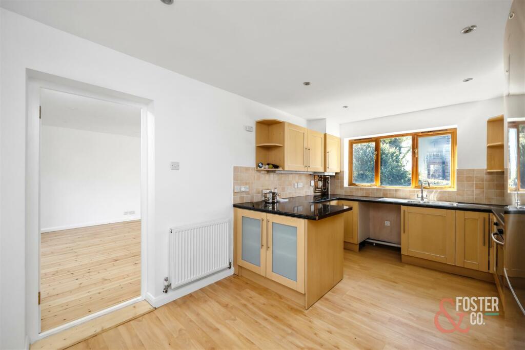 Brighton Road - The Cottage-013.jpg