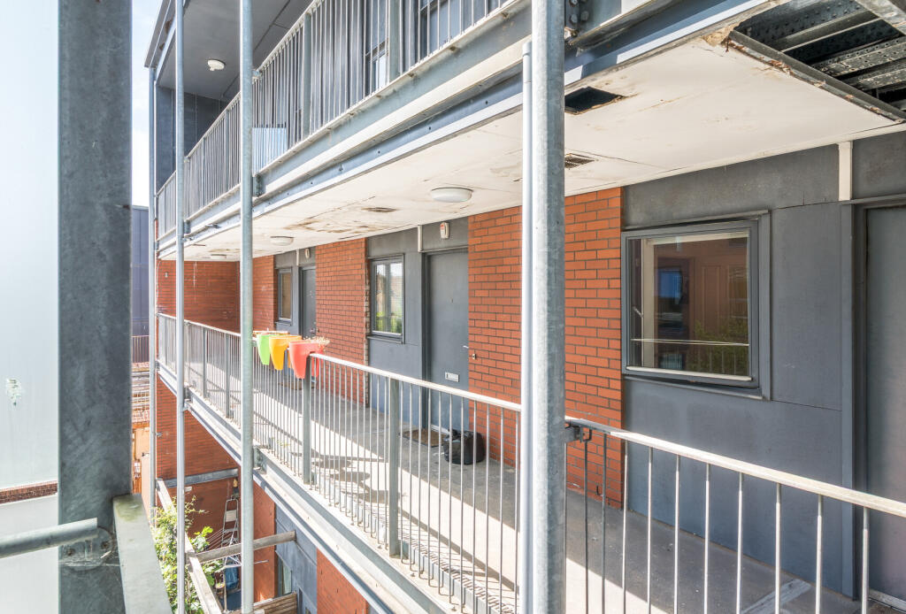 1320634-9-6868fe6...