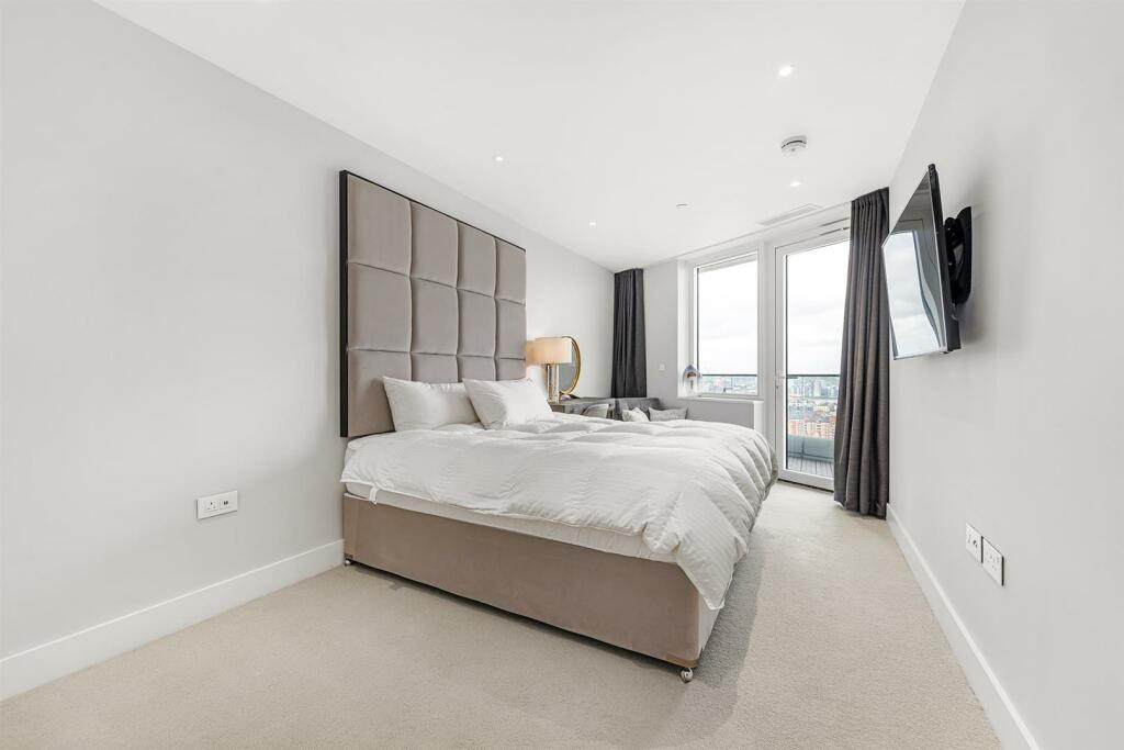 123 Lombard Wharf-18.jpg