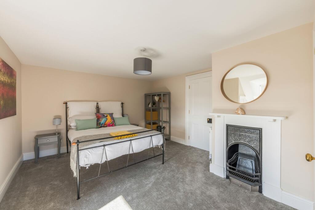 Spacious Double Bedroom