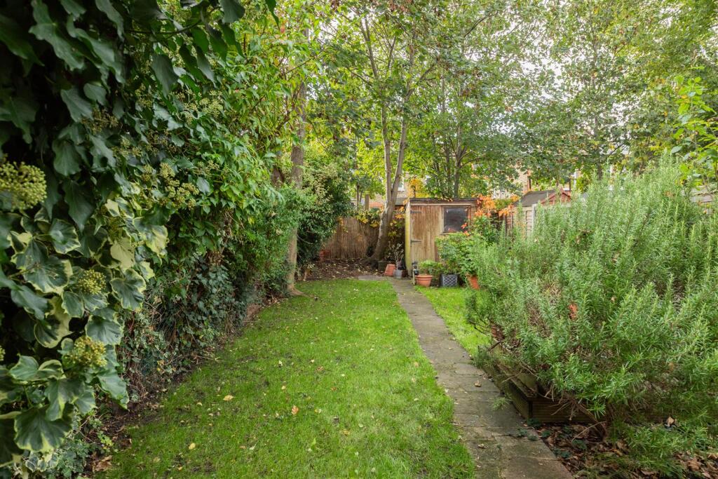 Carr Road E17