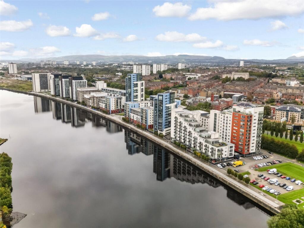 Glasgow Harbour