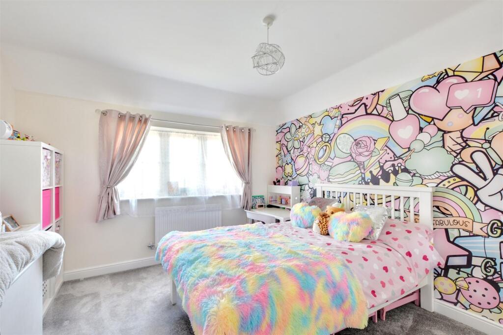 Bedroom 2_1.jpeg