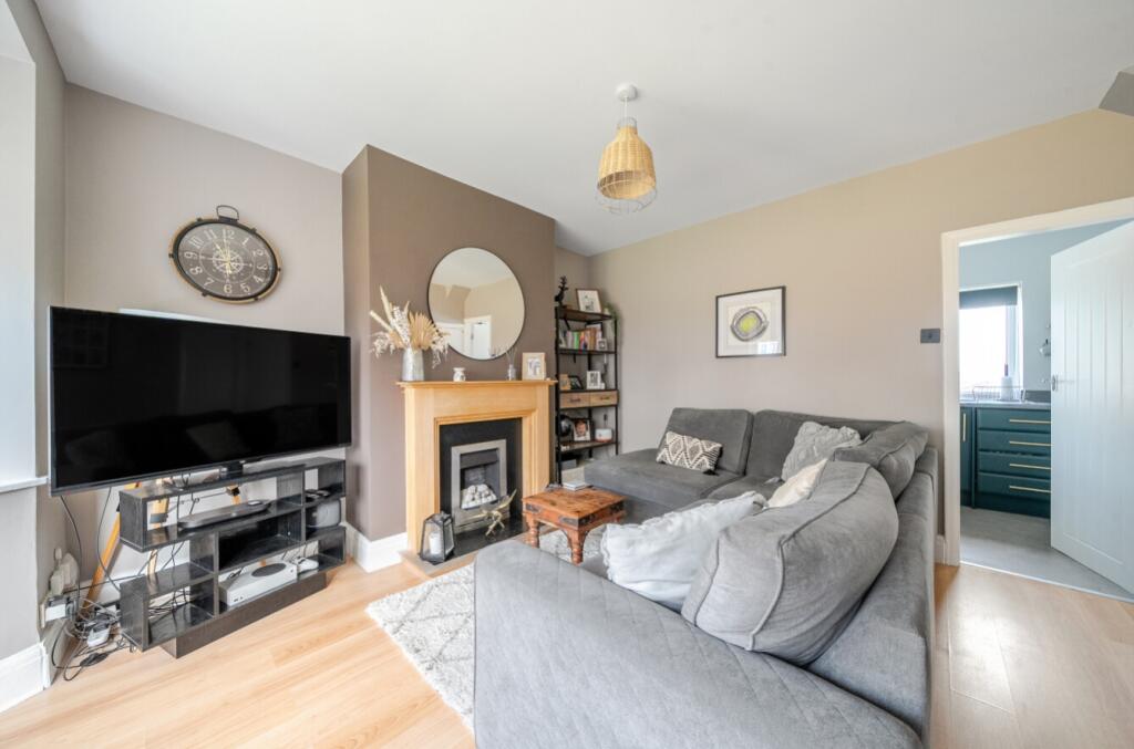 EweMove Harrogate Living Room1