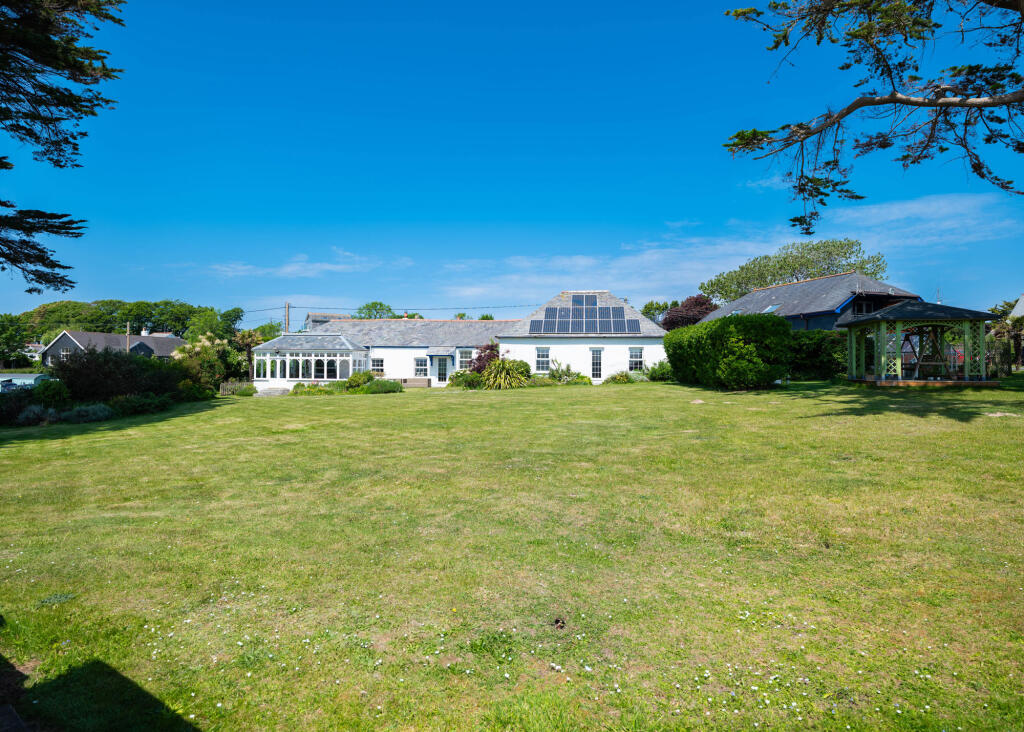 682dfca25a8b6_Cockmoyle-EXT-NEW-31