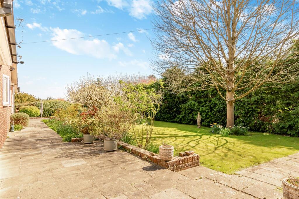 8643398-exterior06.jpg