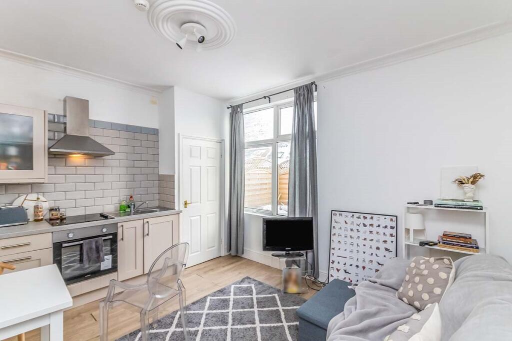 Kitchen/Living Space
