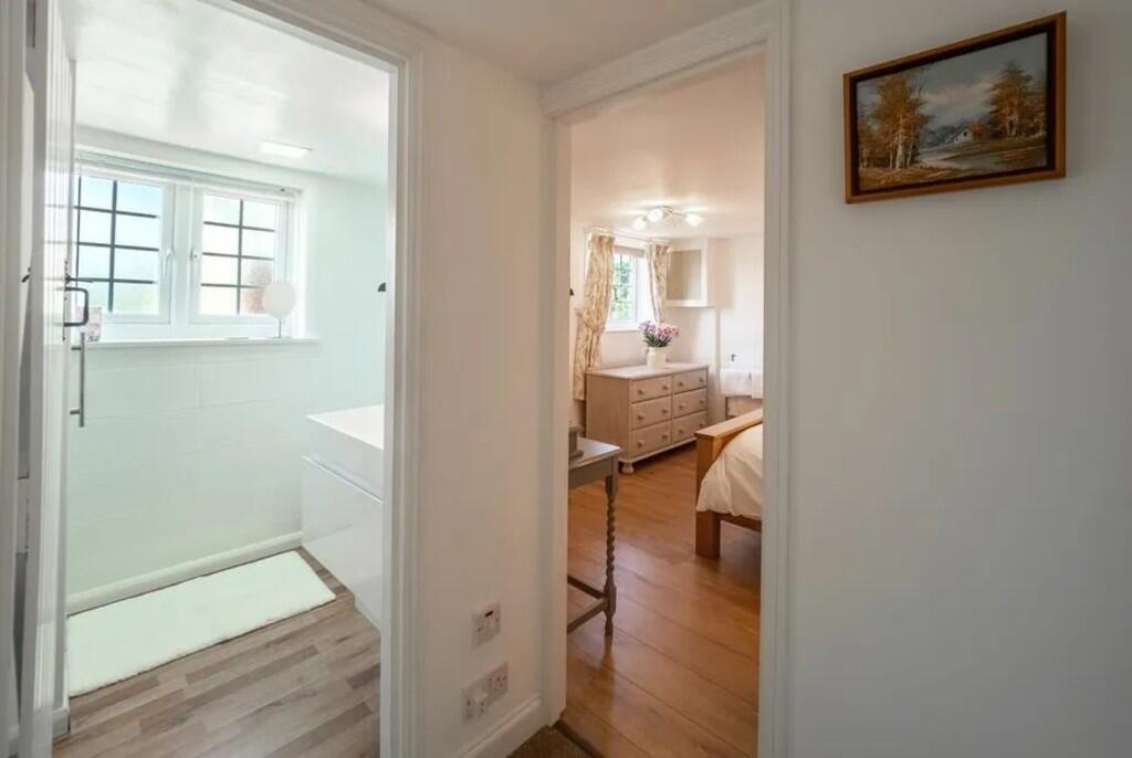 bedroom glimpse