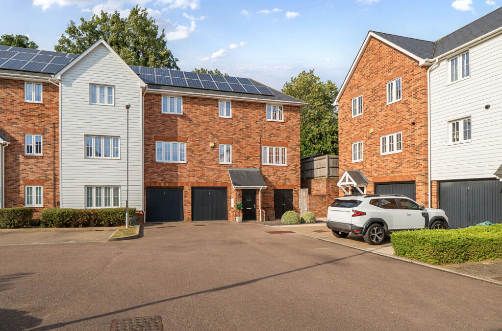 1316104-3-685d99c...