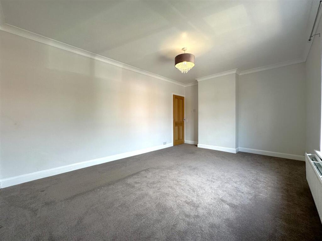 Copious Principle Bedroom 303