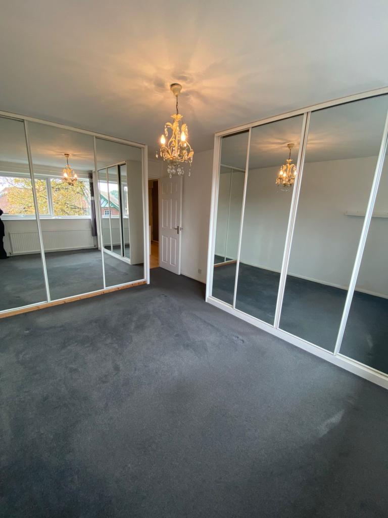 10 Bedroom 1