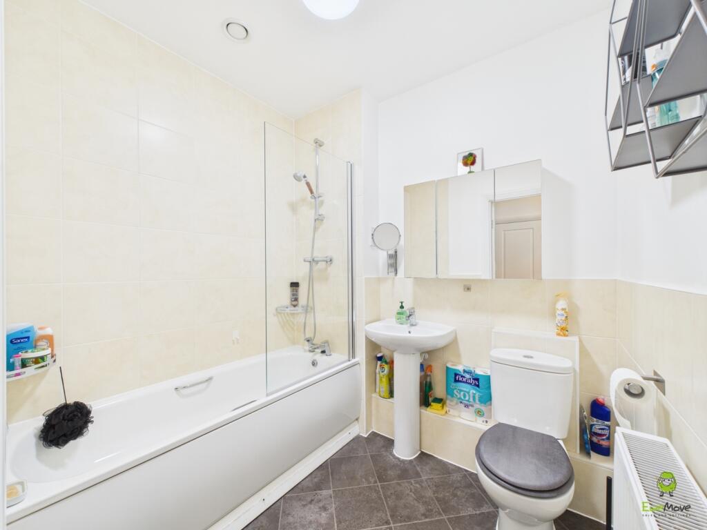 Presented by Nicoleta at EweMove Bexleyheath and D
