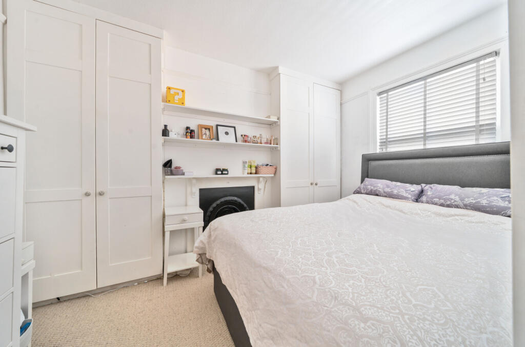 1317760-24-685edc...