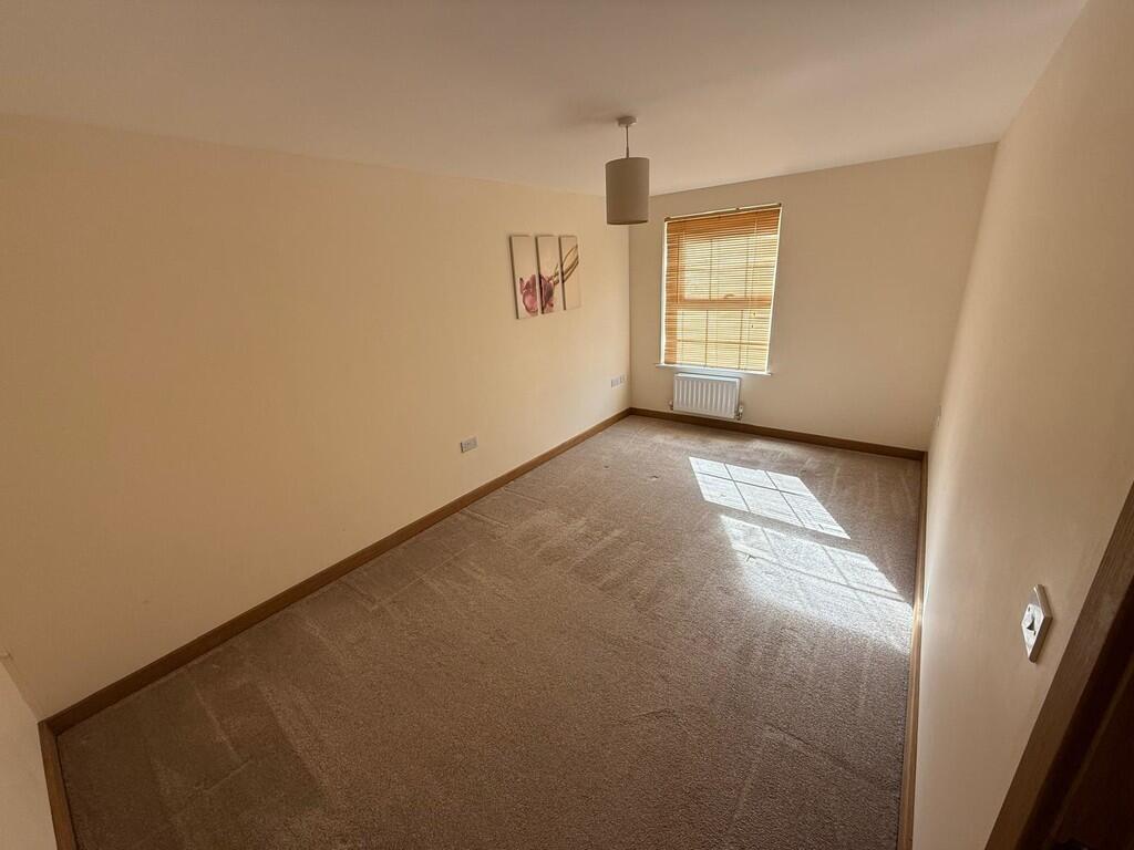 PHOTO-2025-09-15-...