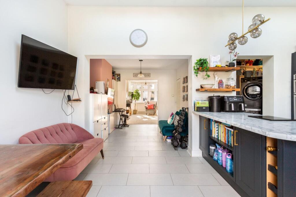 Burlington Gardens-6.jpg