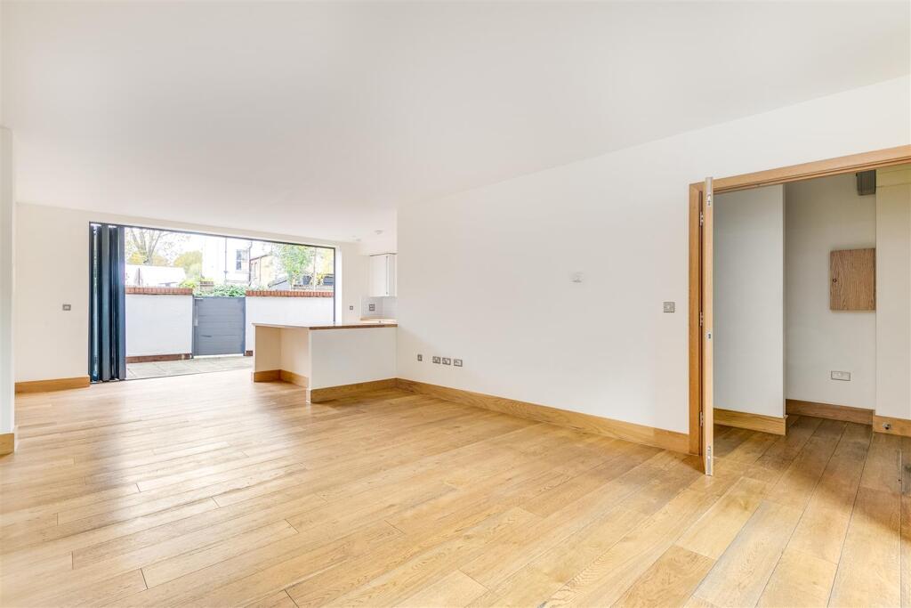 Stafford House Upham Park Rd-1.jpg