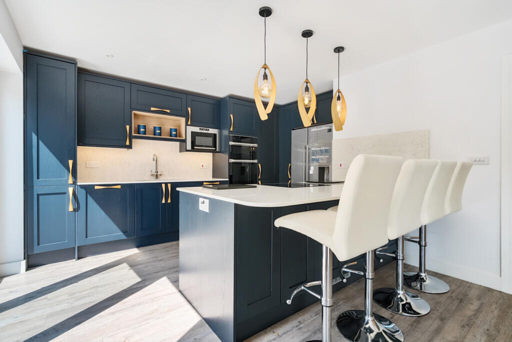 1336098-14-689b47...