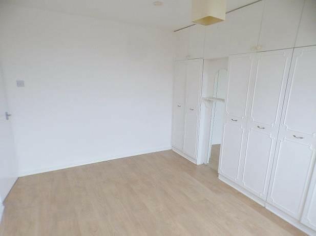 Bedroom 1 - 2