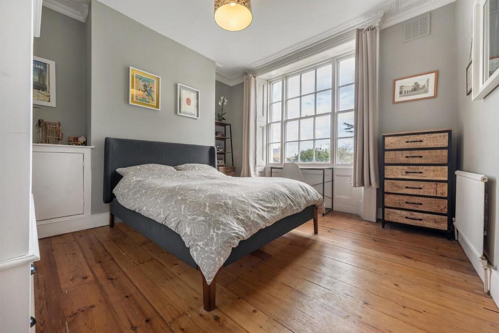 Bedroom (2).jpg