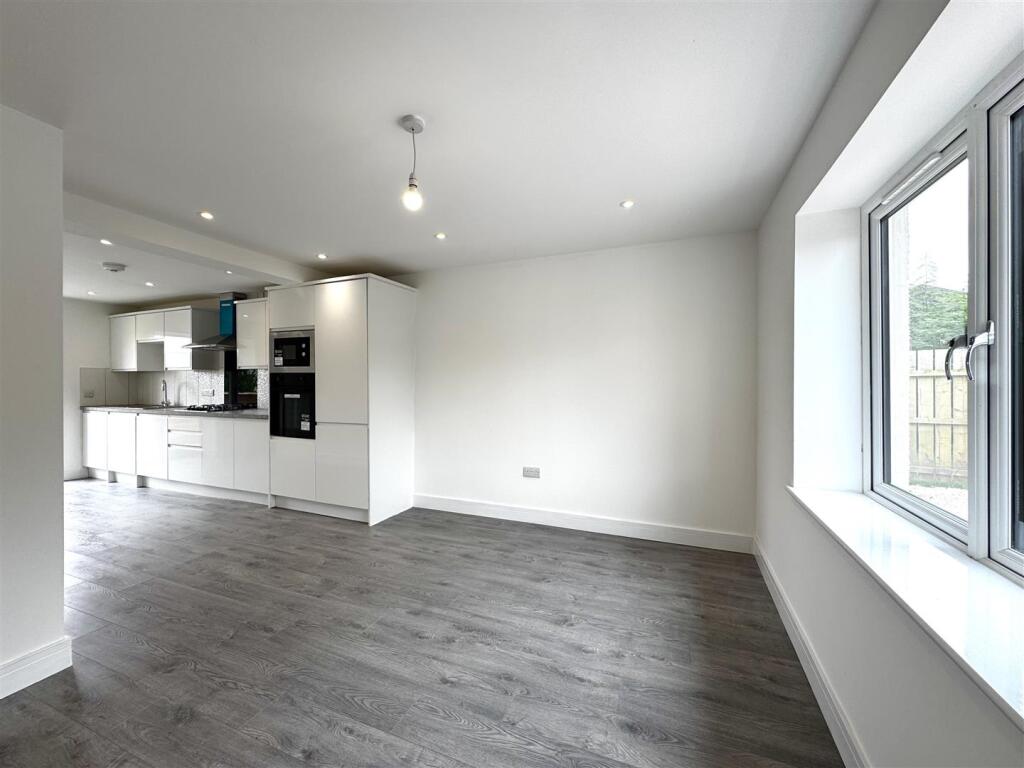 Dining/Family Room