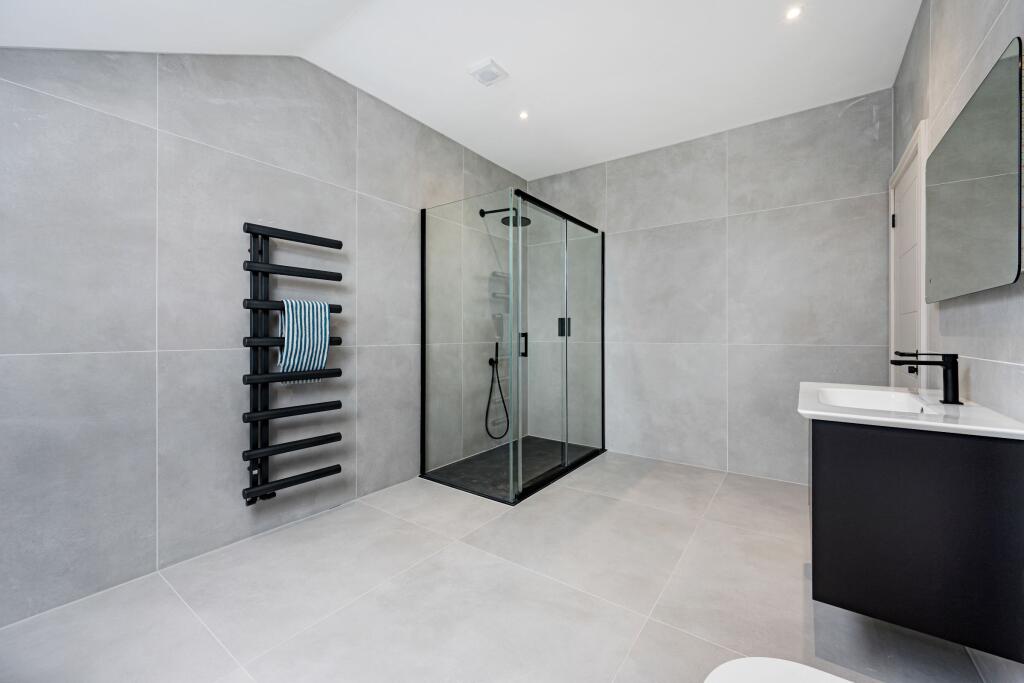 Ensuite
