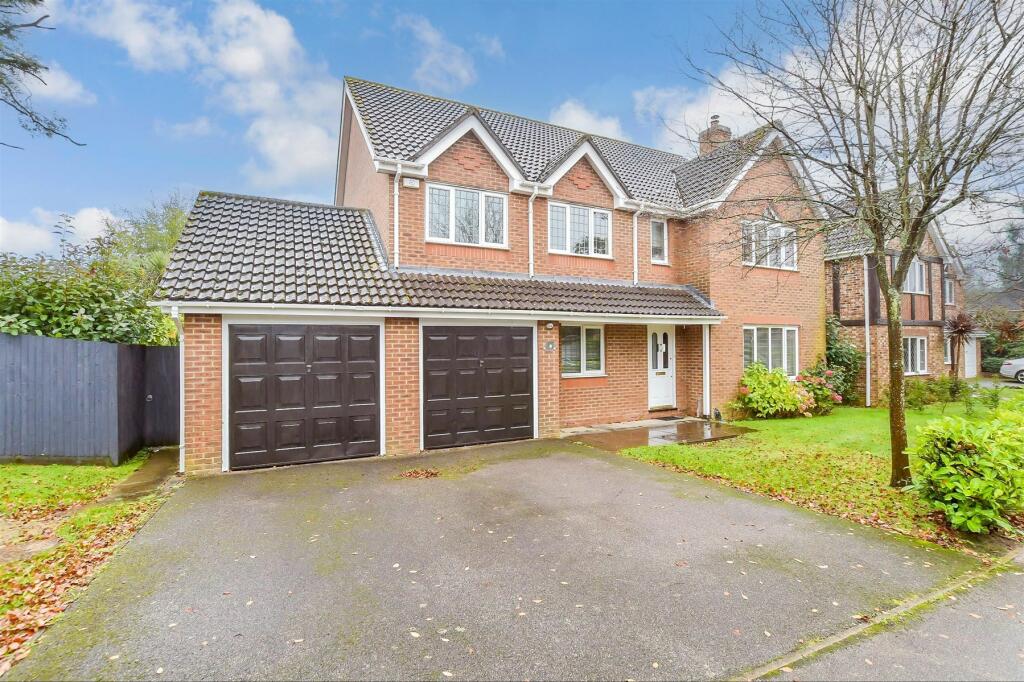 Gnmi1 - Driveway-Parking