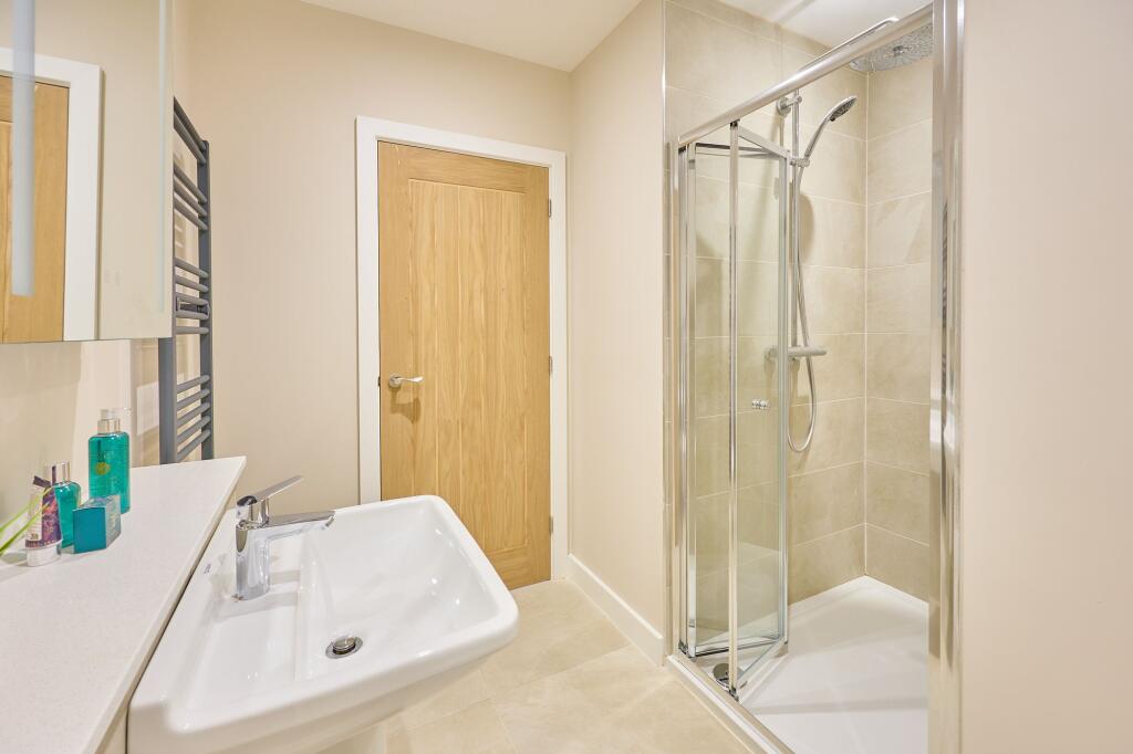 Ensuite