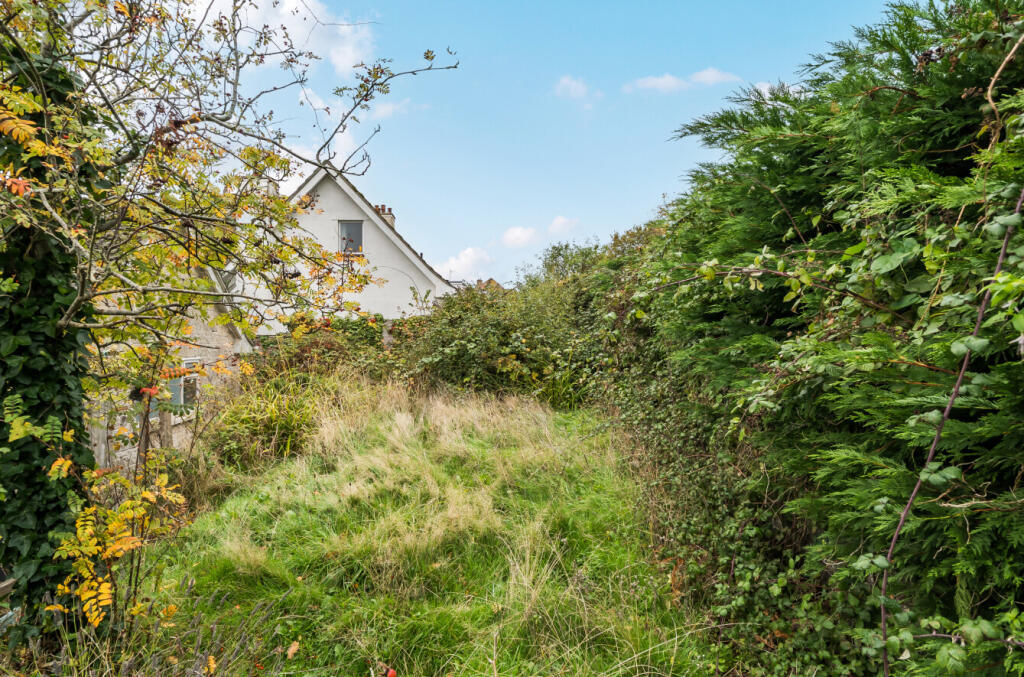 1374896-2-6904ab3...