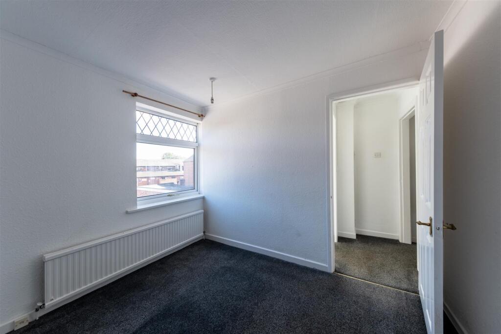 2 Burgess Place-012.jpg