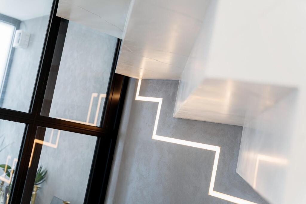 10 LAWTON AVENUE-64.jpg