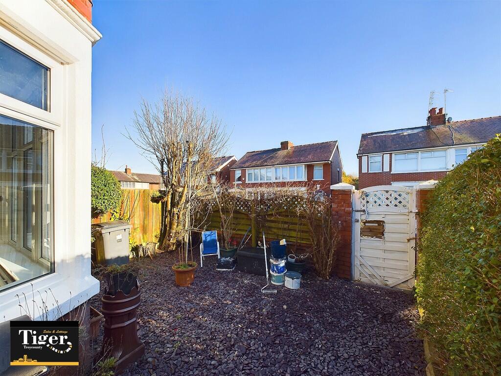 CAM03440G0-PR0252...