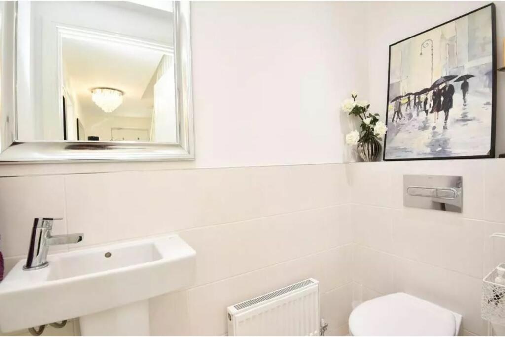 Downstairs Cloakroom