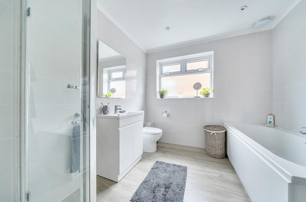 1363272-12-68e7dd...