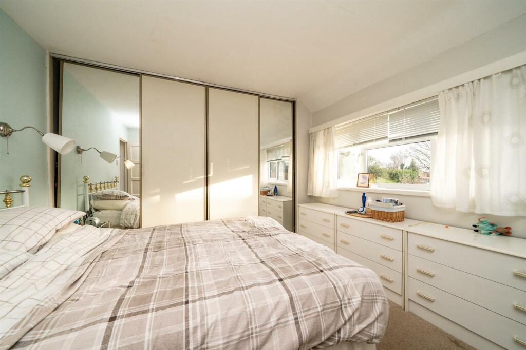 40-Toulmin-Drive-1010.jpg