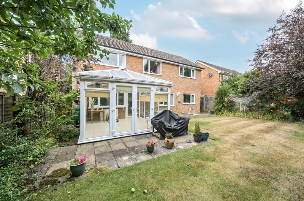 1327589-4-687e2fe...