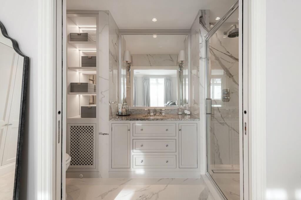 Ensuite
