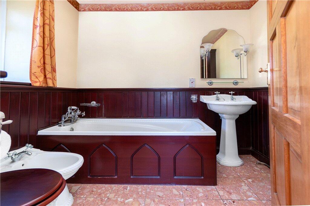 Master Ensuite