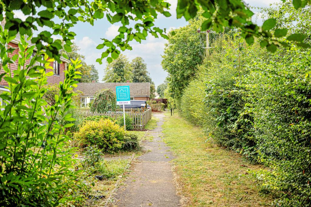 Footpath To House