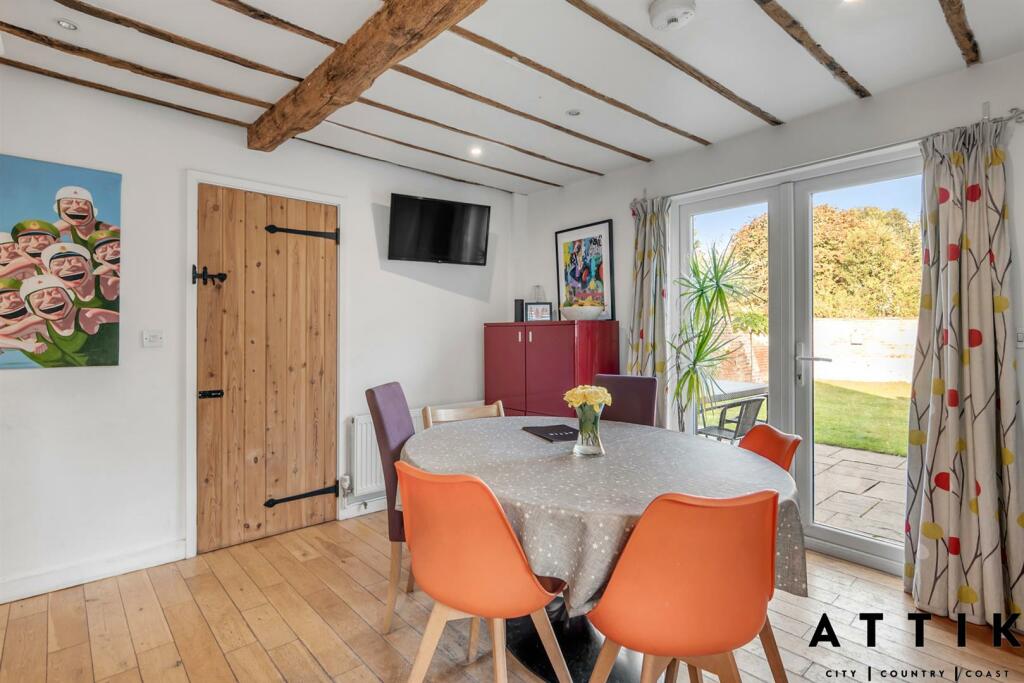 Gable Cottage, Bramfield, IP19 9H (10).jpg