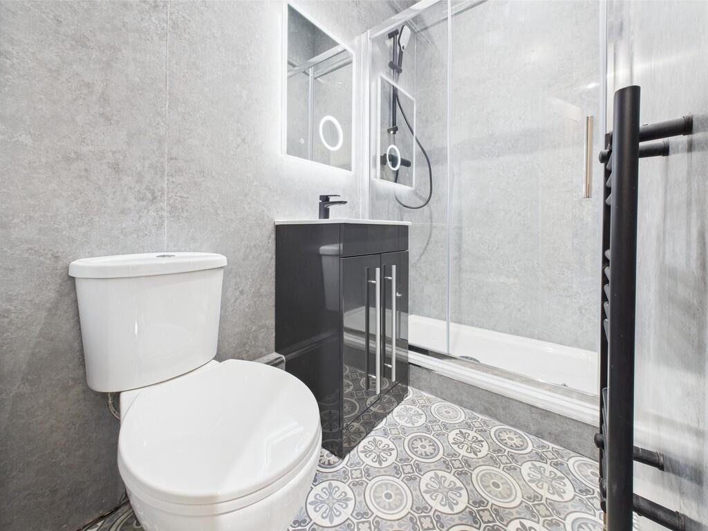 CAM03974G0-PR0143...