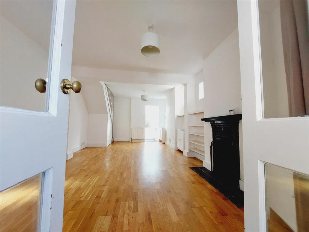Living/Dining Room