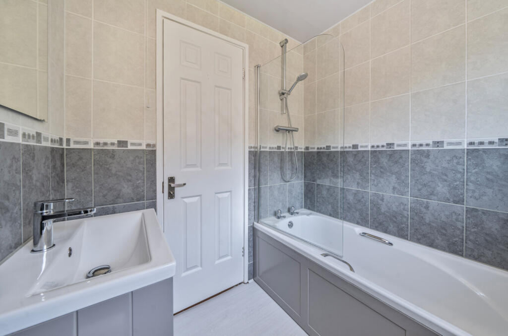 1297011-50-682f00...