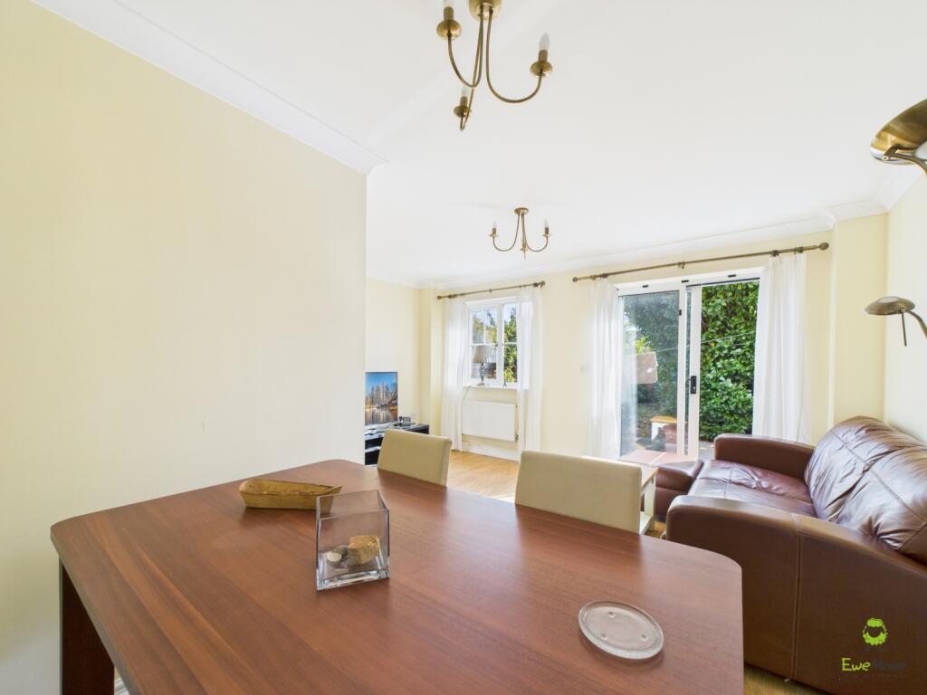 Presented by Alfie Spike of Ewemove Bexleyheath an