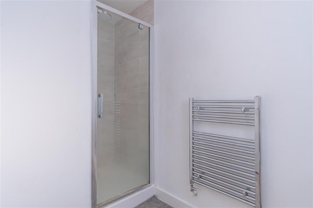 Master Bedroom Ensuite