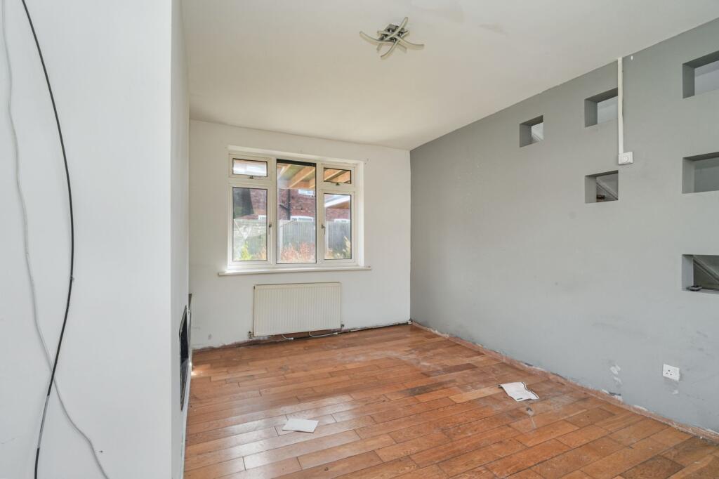 5 Marple Grove, Stretford, Manchester M32 0BD