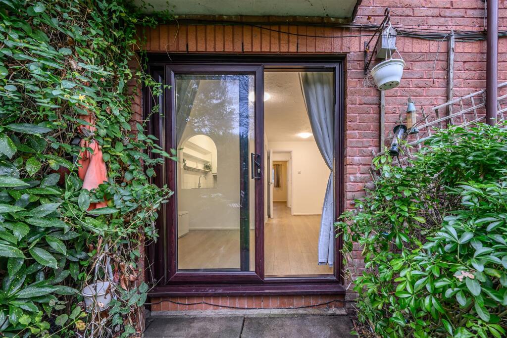 42 Maple Gate-20.jpg