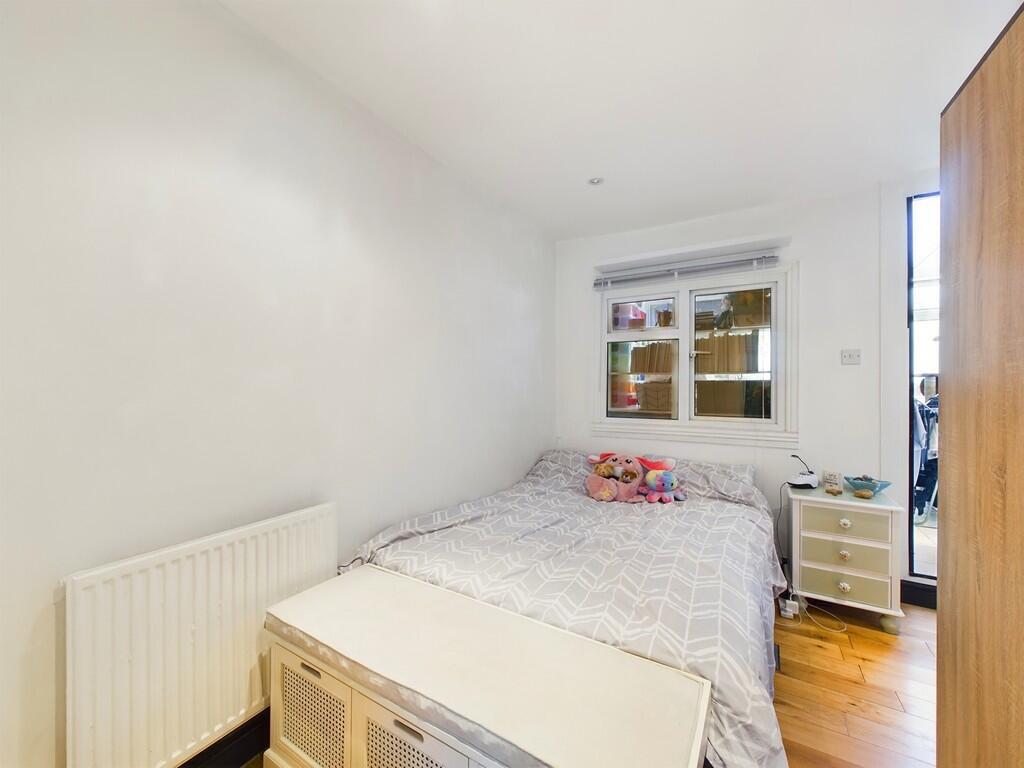 CAM03519G0-PR0093...