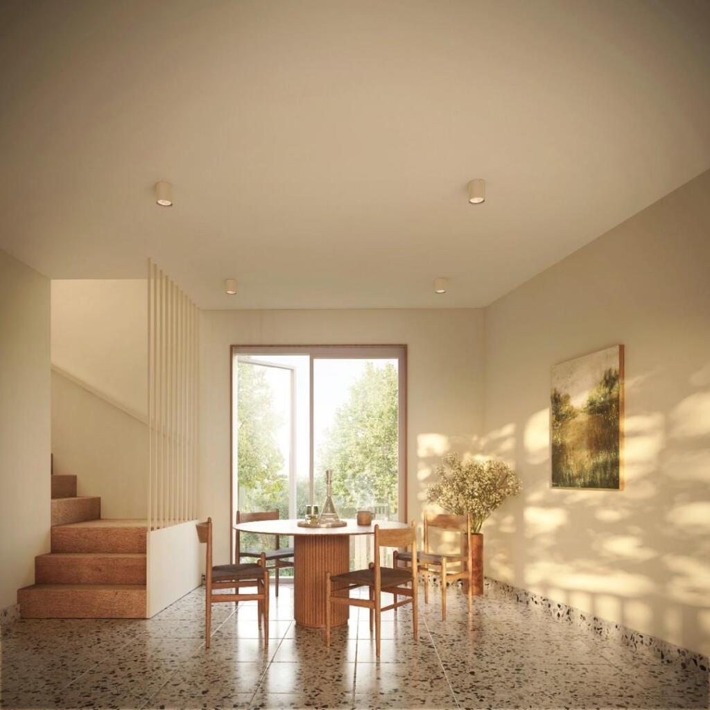 1394_HonorOak_Stairs and Dining_Extra Shot_Final.j